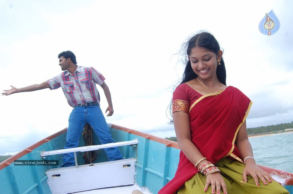 Nila Methu Kathal Tamil Movie Hot Stills - 68 / 70 photos
