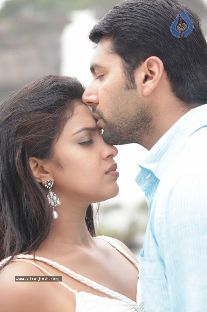 Nimirnthu Nil Tamil Movie Stills - 1 / 18 photos