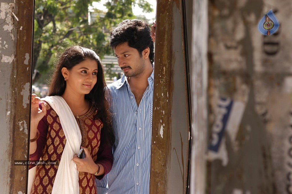 Ninaithathu Yaroo Tamil Movie Stills - 68 / 85 photos
