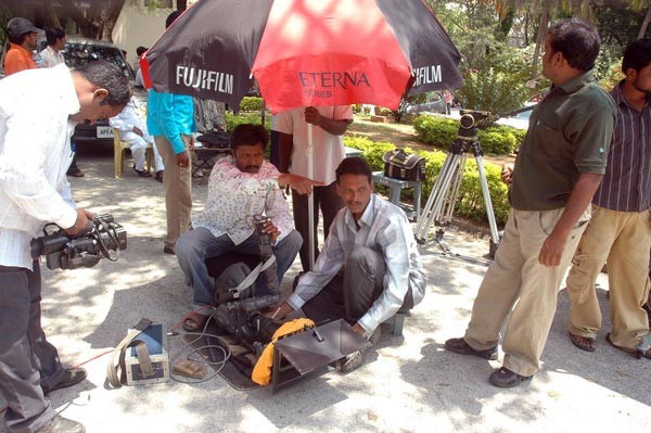 Ninnu Chusina Shanana Movie Stills - 19 / 25 photos