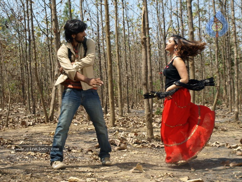 NINU CHOOSINA KSHANANA  Movie Stills - 16 / 16 photos
