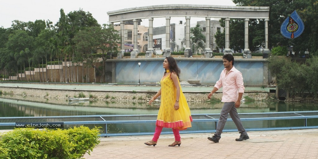Ninu Chusaka Movie Stills n Posters - 71 / 72 photos
