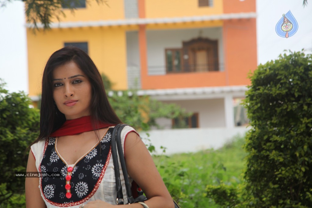 Nisha Movie Stills - 6 / 23 photos