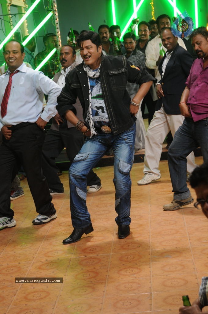 Nootilo Kappalu Movie New Stills - 9 / 11 photos