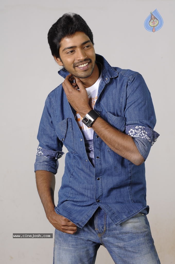 Nuvva Nena Movie Hot Stills - 15 / 25 photos