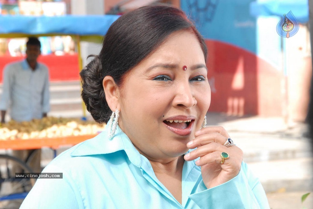 Nuvva Nena Movie New Stills - 34 / 36 photos