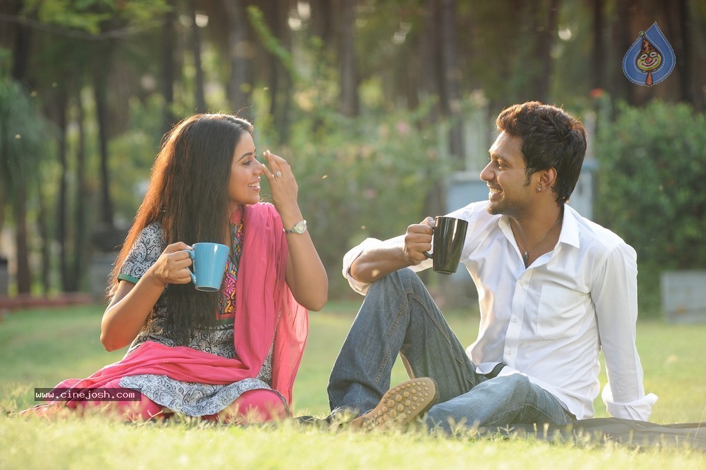 Nuvvala Nenila Movie New Photos - 31 / 41 photos