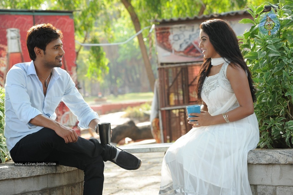 Nuvvala Nenila Movie New Stills - 35 / 52 photos