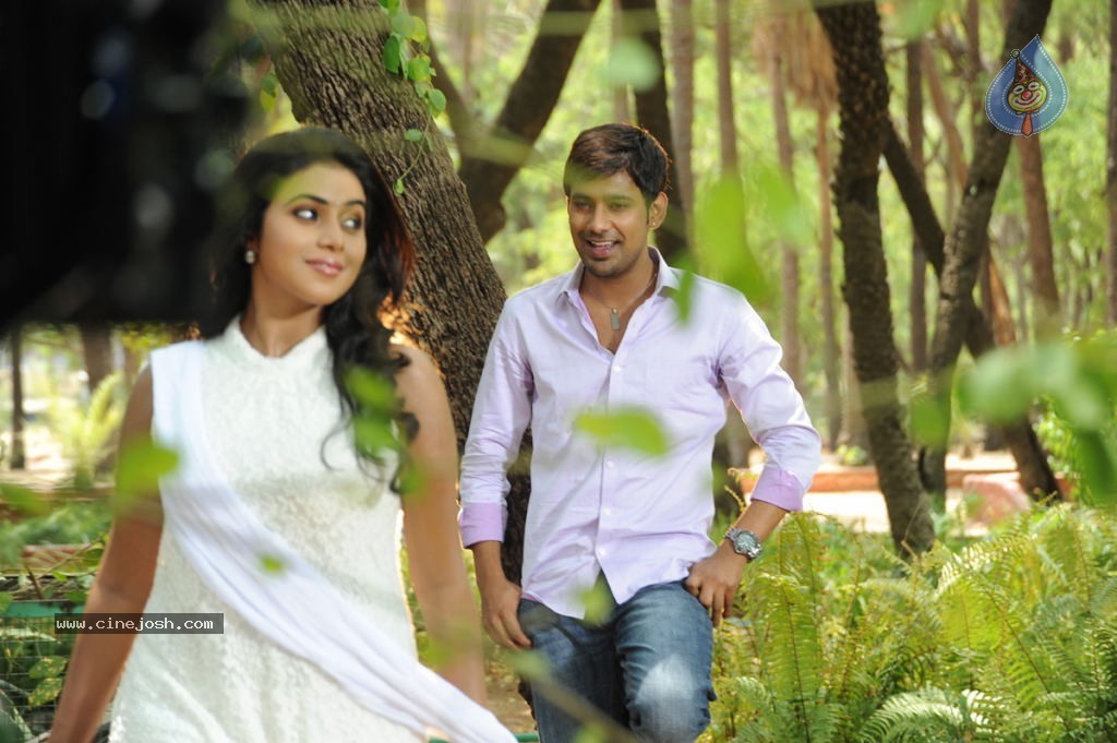 Nuvvala Nenila Movie New Stills - 8 / 60 photos