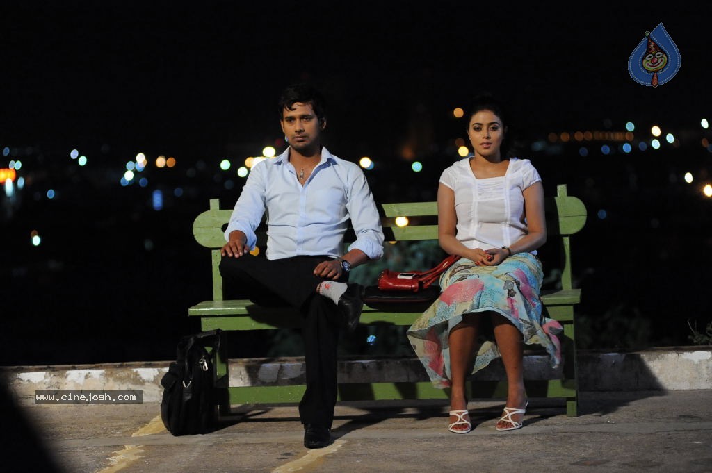 Nuvvala Nenila Movie New Stills - 34 / 60 photos