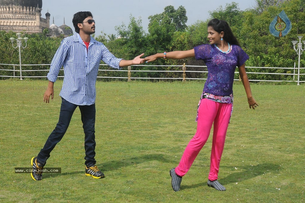 Nuvvena Adi Neevenaa Movie Stills - 9 / 24 photos