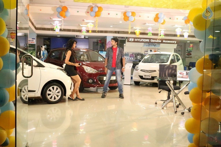 Nuvvu Nenu Osey Orey Movie Posters and Stills - 56 / 62 photos