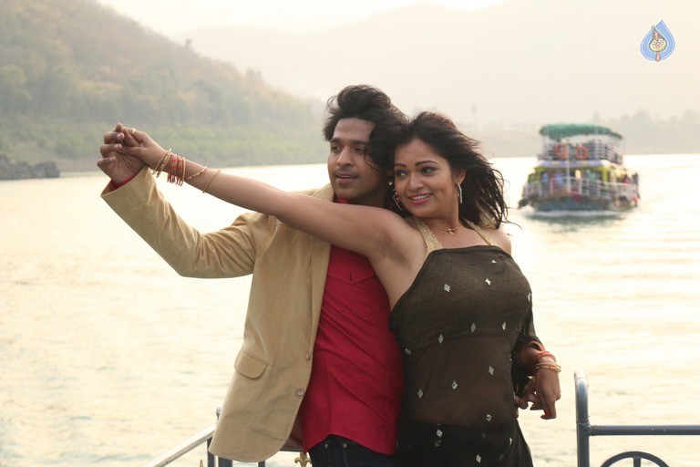 Nuvvu Nenu Osey Orey Posters and Photos - 2 / 18 photos