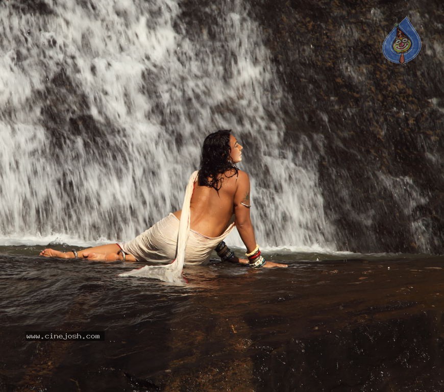 O Malli Movie New Stills - 8 / 33 photos