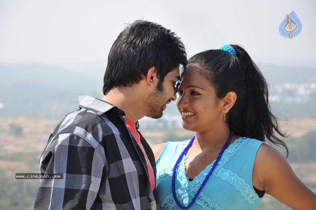 Oduthalam Tamil Movie Stills - 9 / 67 photos