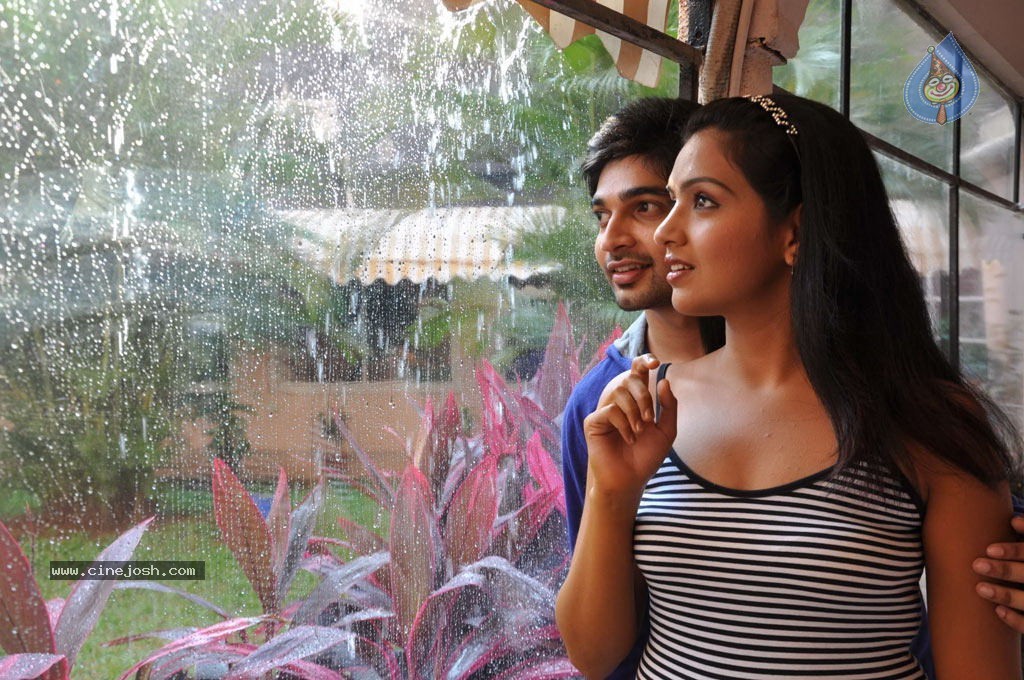 Oduthalam Tamil Movie Stills - 24 / 67 photos