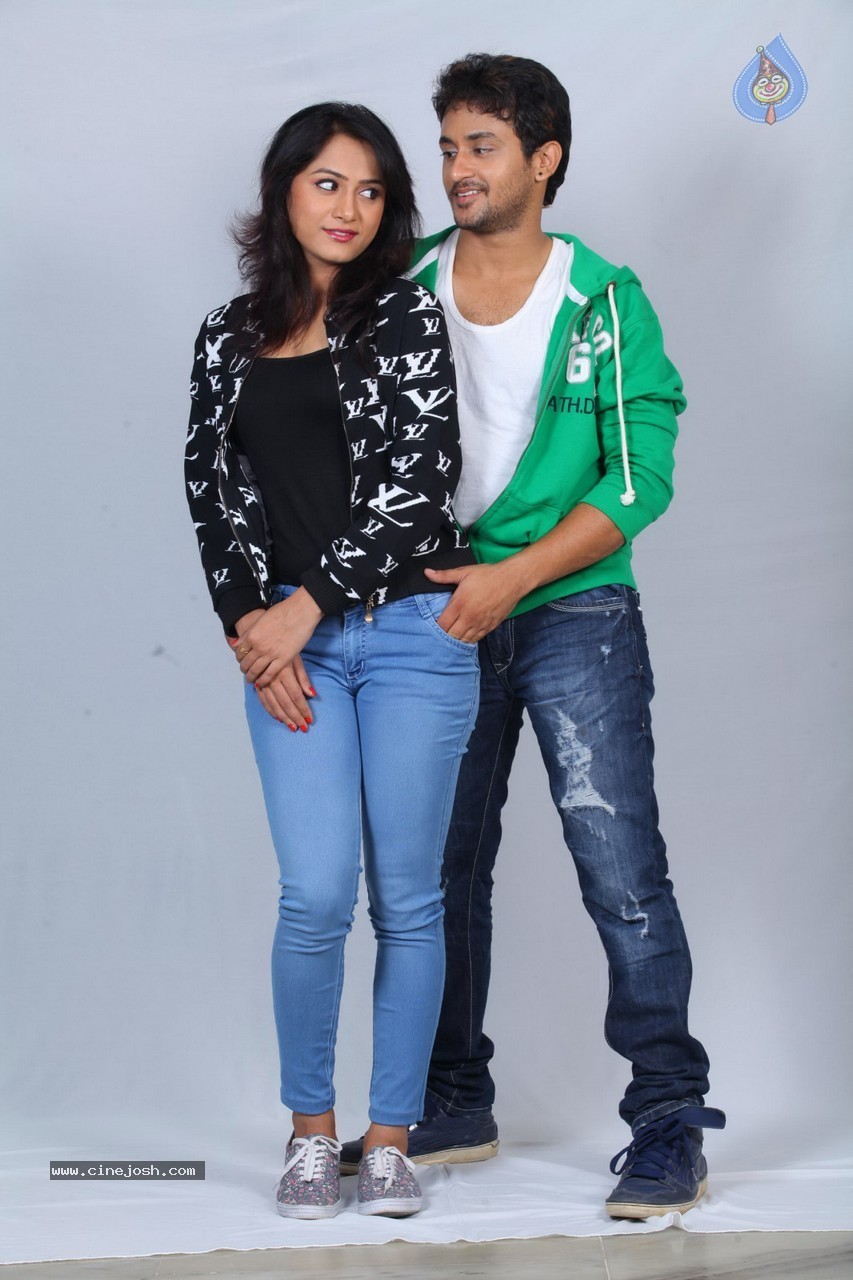 Oh Cheliya Naa Priya Sakhiya Movie Stills - 24 / 55 photos