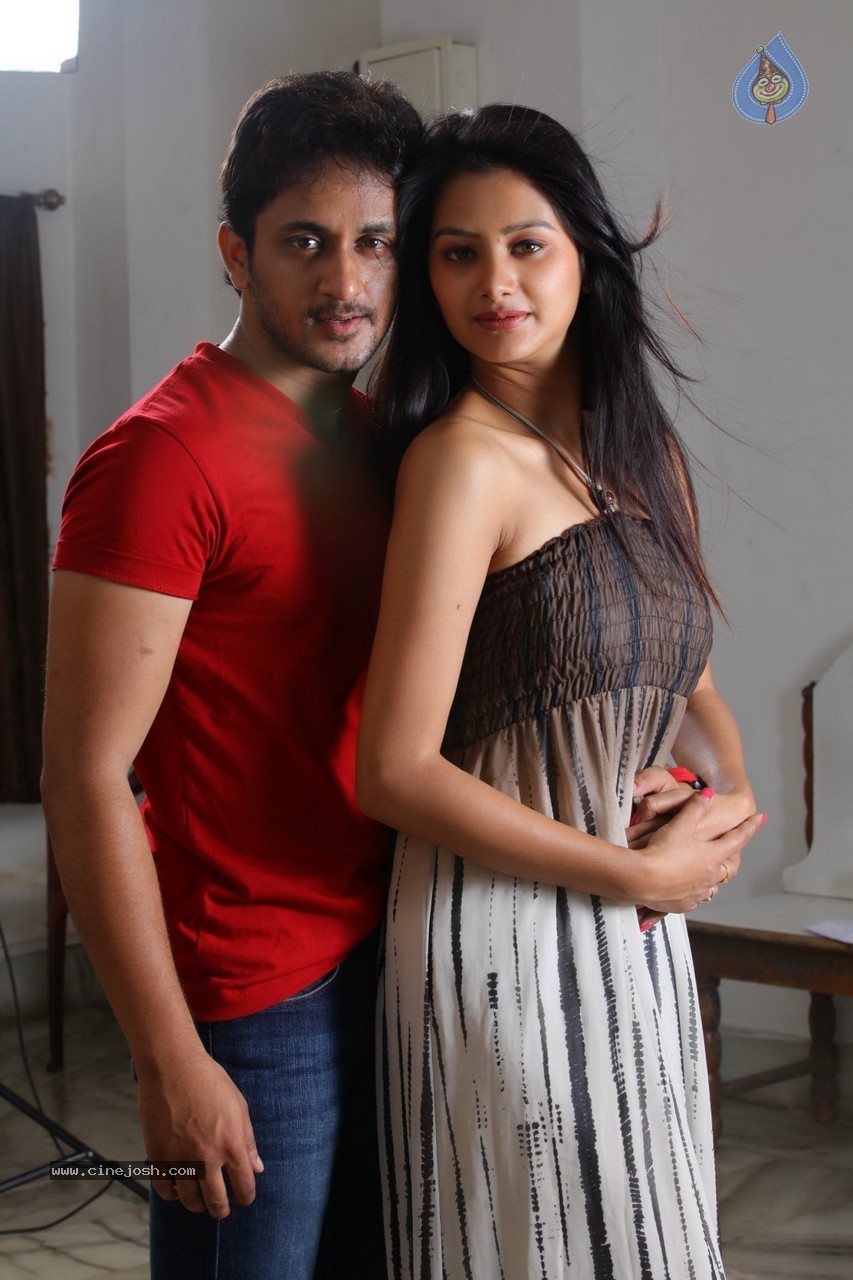 Oh Cheliya Naa Priya Sakhiya Movie Stills - 39 / 55 photos