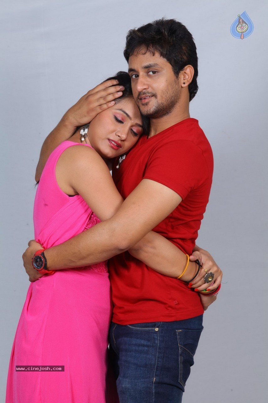 Oh Cheliya Naa Priya Sakhiya Movie Stills - 43 / 55 photos