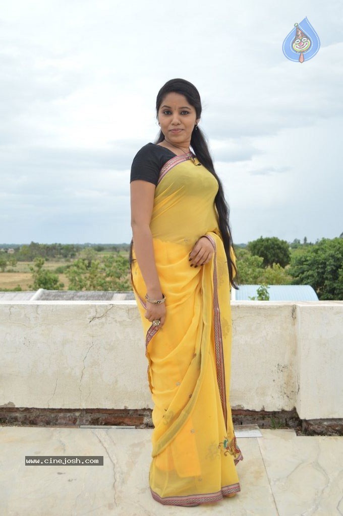 Oho Tamil Movie Stills - 22 / 77 photos