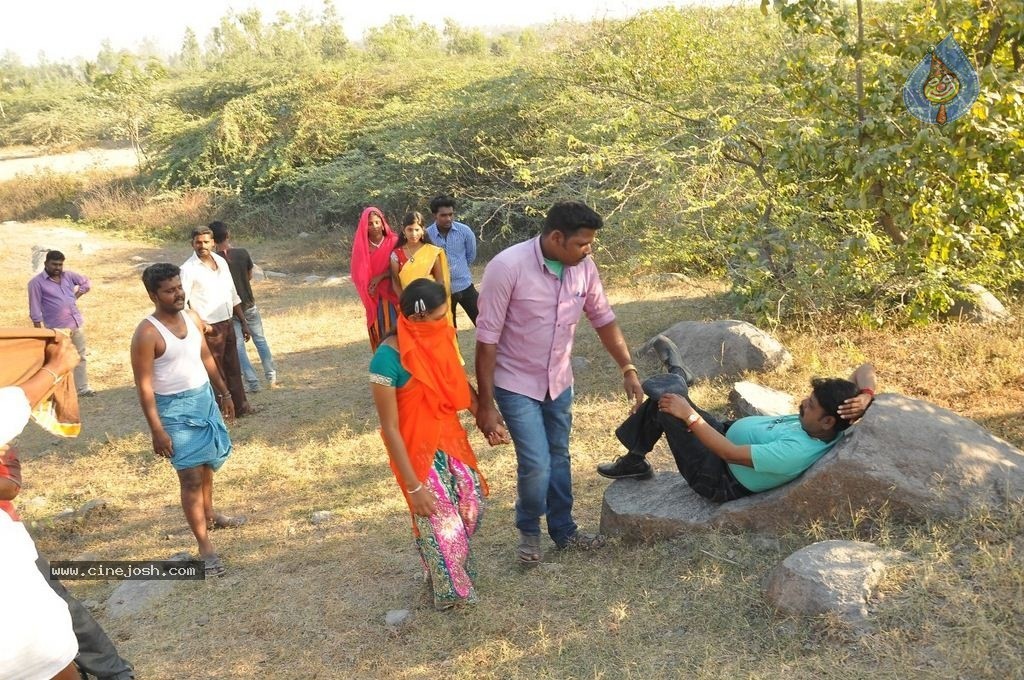 Oho Tamil Movie Stills - 34 / 77 photos