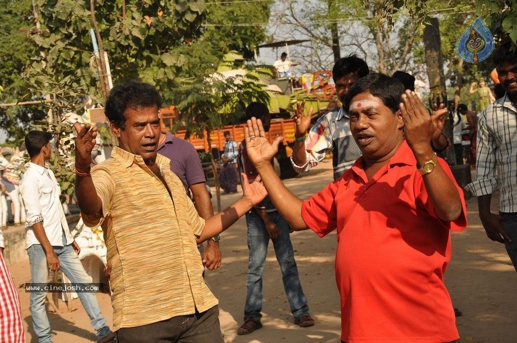 Oho Tamil Movie Stills - 38 / 77 photos