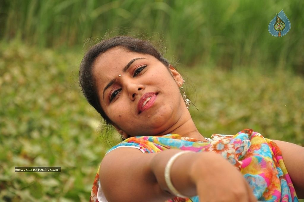 Oho Tamil Movie Stills - 72 / 77 photos