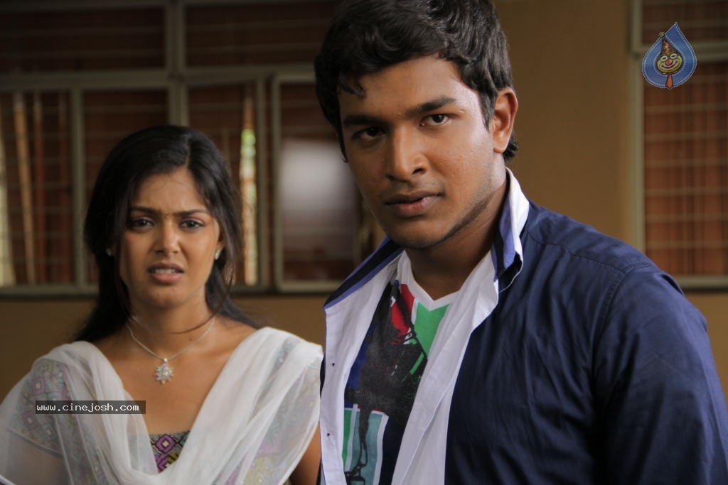 Oka College Story Movie Stills - 21 / 30 photos