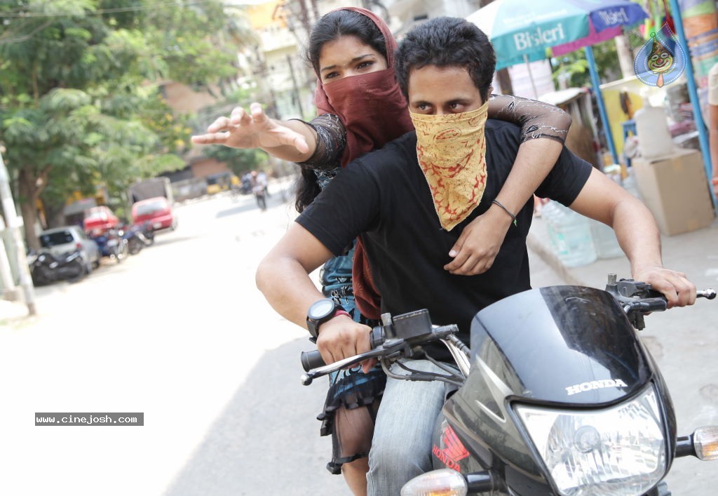 Oka Romantic Crime Katha Movie Latest Stills  - 19 / 38 photos