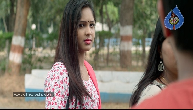 Oka Telugu PremaKatha Movie Stills - 3 / 19 photos