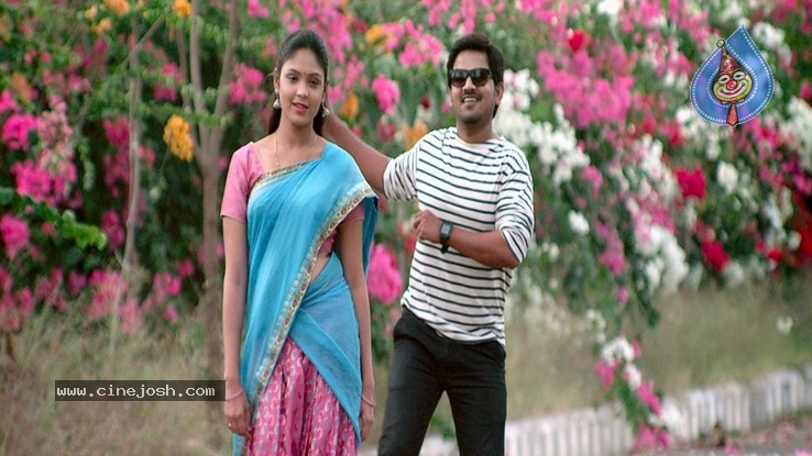Oka Telugu PremaKatha Movie Stills - 9 / 19 photos