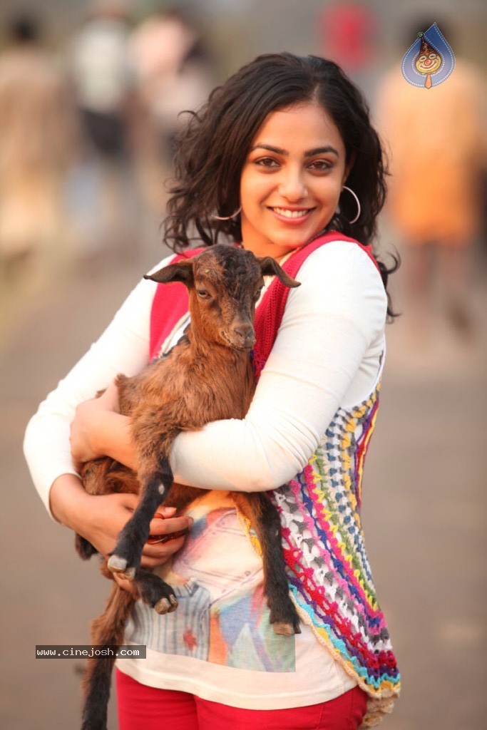 Okkadine Movie New Stills - 8 / 8 photos