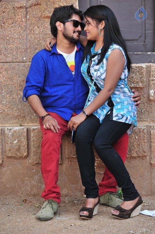 Okkaditho Modalaindi Photos - 10 / 83 photos