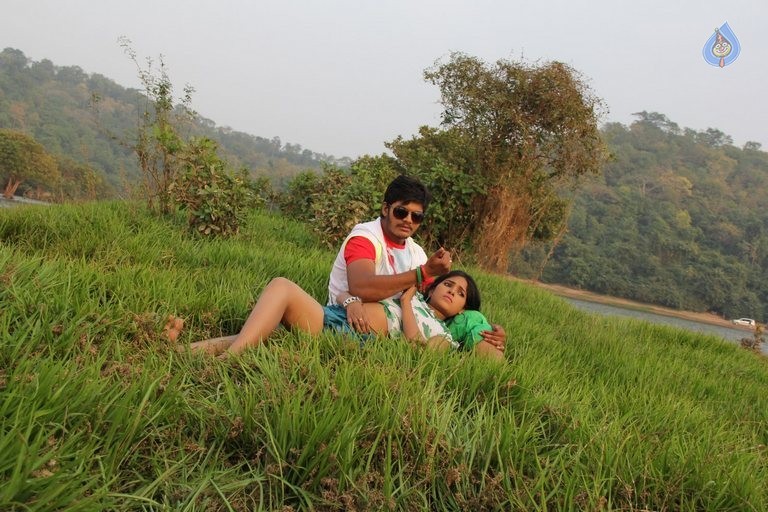 Okkaditho Modalaindi Photos - 14 / 83 photos
