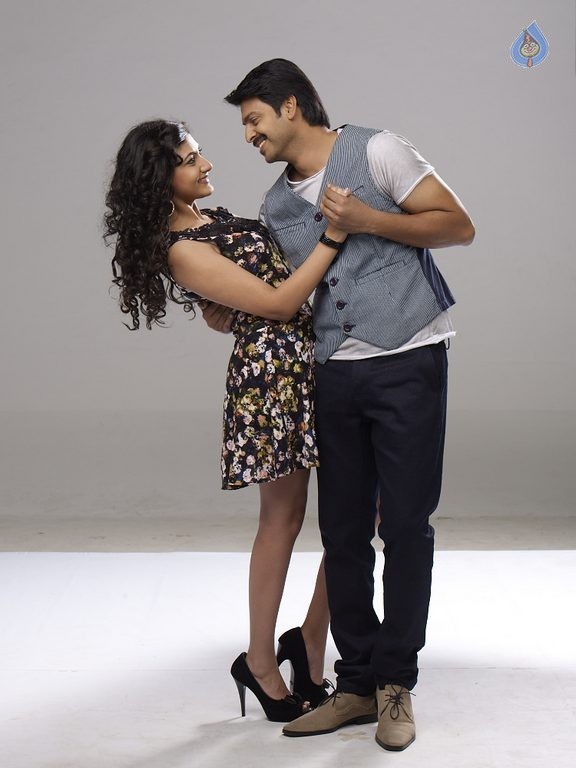 Om Shanti Om Tamil Movie Photos - 29 / 105 photos