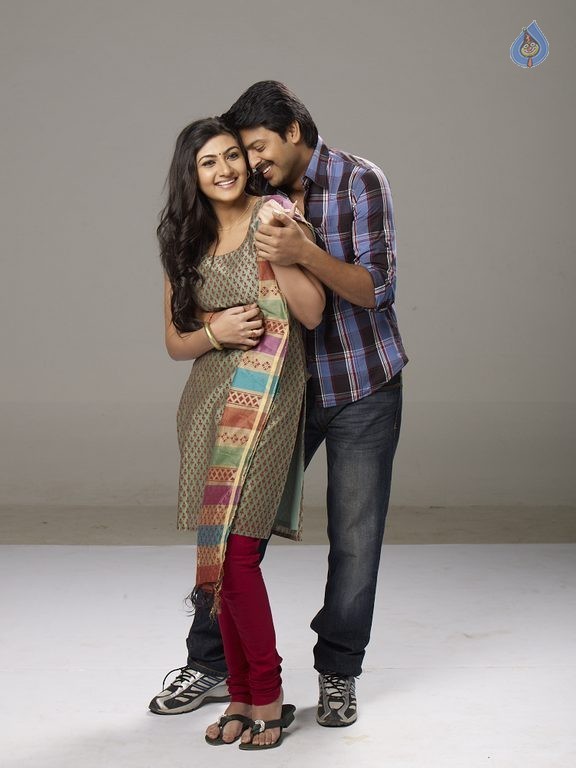 Om Shanti Om Tamil Movie Photos - 66 / 105 photos