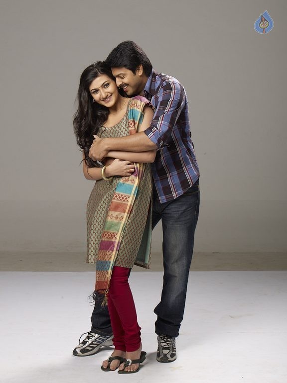 Om Shanti Om Tamil Movie Photos - 74 / 105 photos
