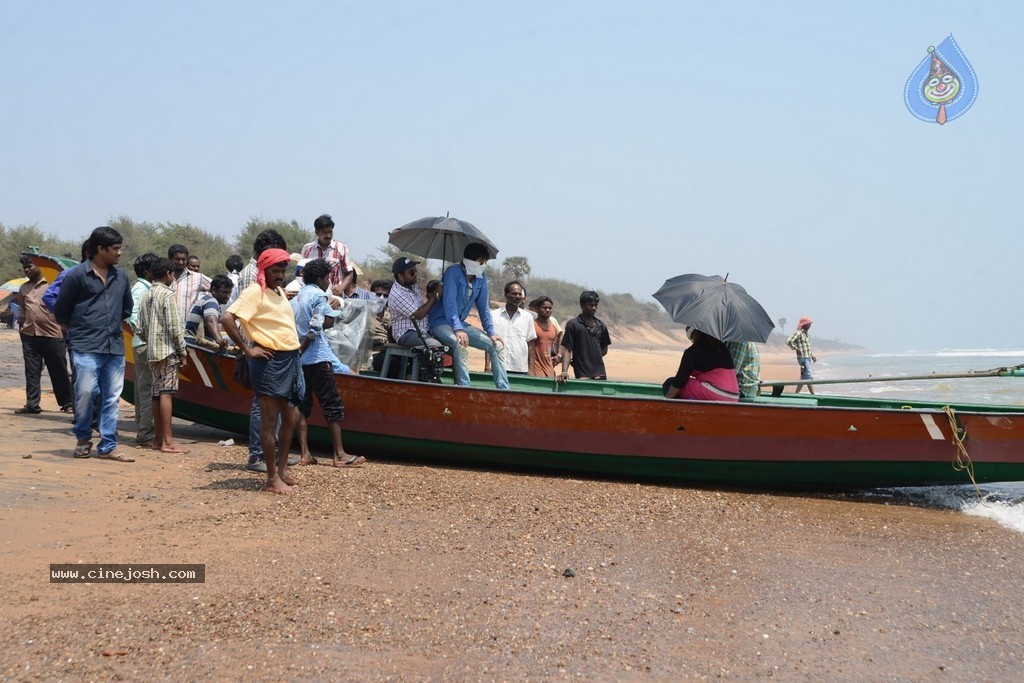Oohalu Gusagusalaade Working Stills - 21 / 41 photos
