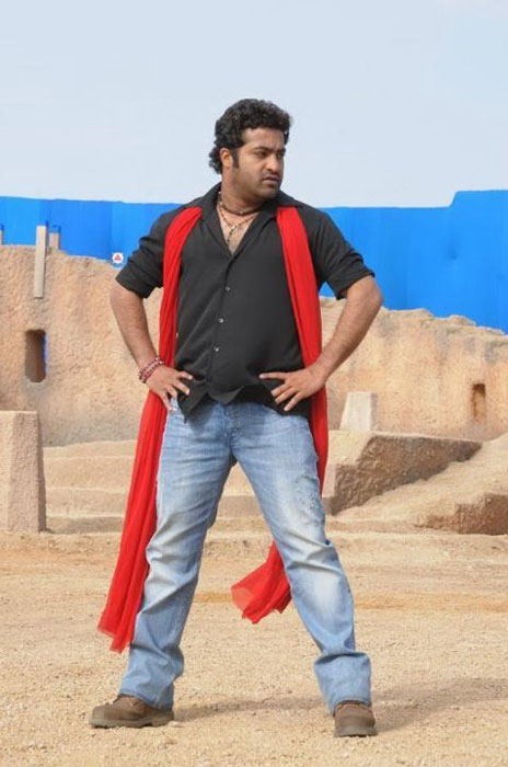 Oosaravelli Movie Stills - 11 / 17 photos