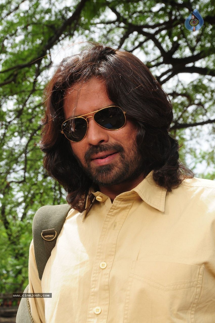Operation Green Hunt Movie Stills - 22 / 68 photos