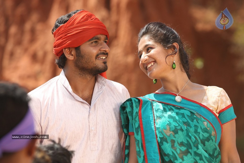 Ore Oru Raja Mokka Raja Tamil Movie Stills - 36 / 68 photos