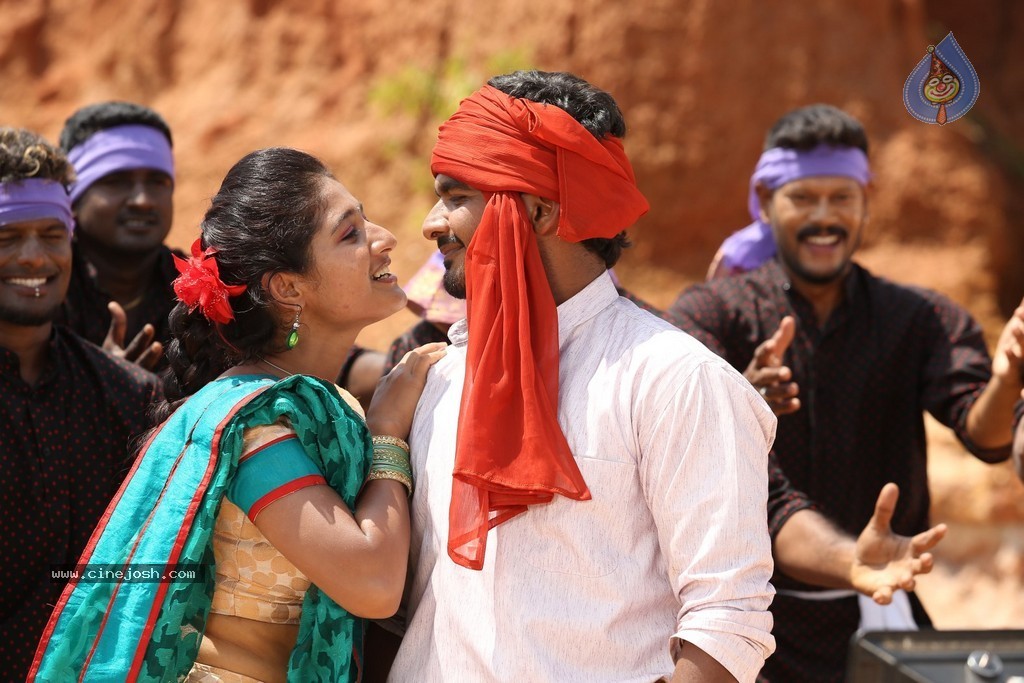 Ore Oru Raja Mokka Raja Tamil Movie Stills - 37 / 68 photos