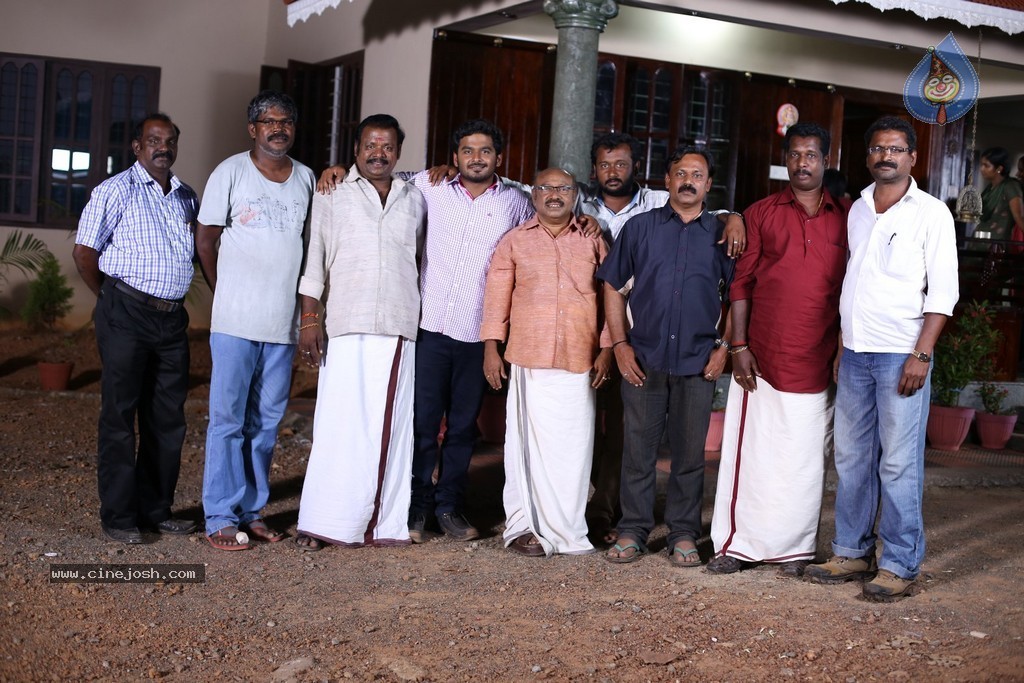 Ore Oru Raja Mokka Raja Tamil Movie Stills - 42 / 68 photos