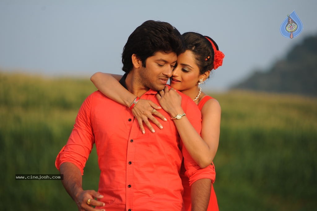 Oridevudoy Movie Stills n Walls - 3 / 11 photos