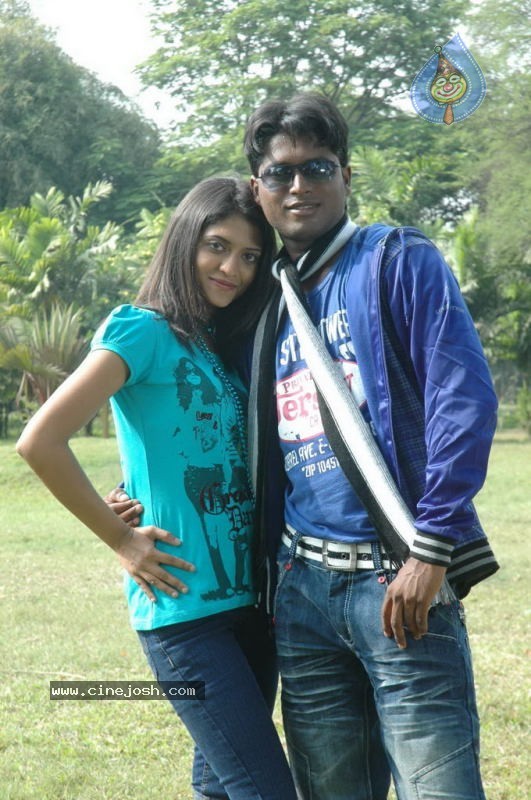Oru Chol Tamil Movie Stills - 55 / 79 photos