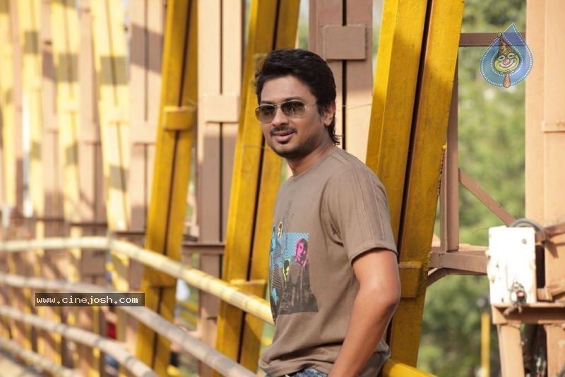 Oru Kal Oru Kannadi Tamil Movie Stills - 3 / 19 photos