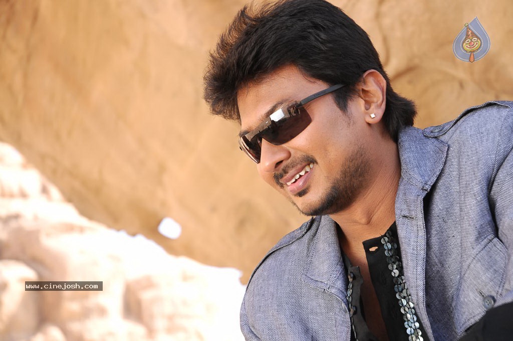 Oru Kal Oru Kannadi Tamil Movie Stills - 10 / 41 photos