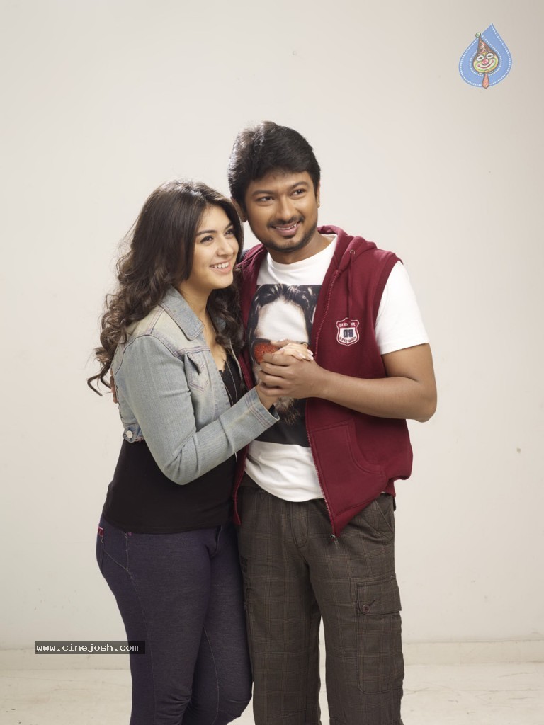 Oru Kal Oru Kannadi Tamil Movie Stills - 25 / 41 photos