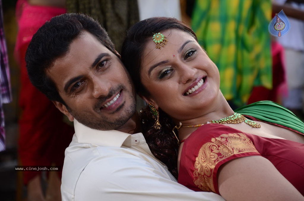 Oru Nadigayin Vakku Moolam Tamil Movie Gallery - 27 / 72 photos