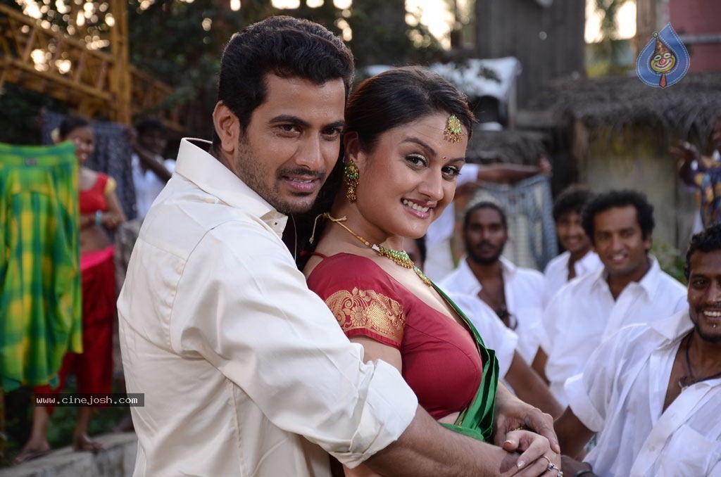 Oru Nadigayin Vakku Moolam Tamil Movie Gallery - 54 / 72 photos